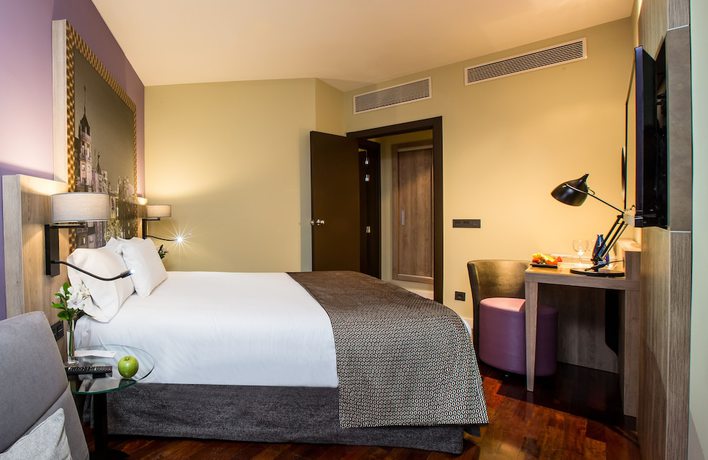 Imagen de la habitación del Hotel Leonardo Madrid City Center. Foto 8