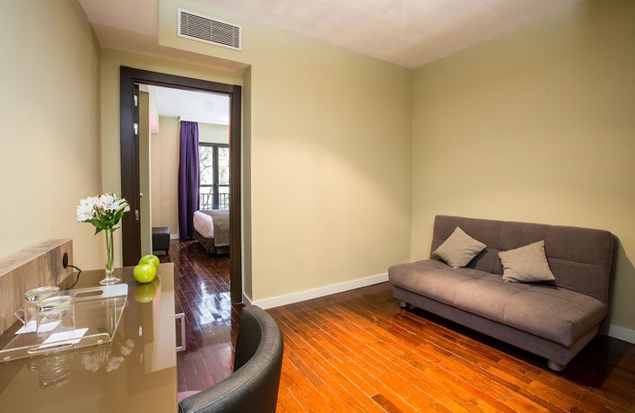 Imagen de la habitación del Hotel Leonardo Madrid City Center. Foto 14