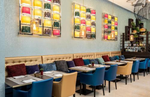 Imagen del bar/restaurante del Hotel Leonardo Madrid City Center. Foto 8