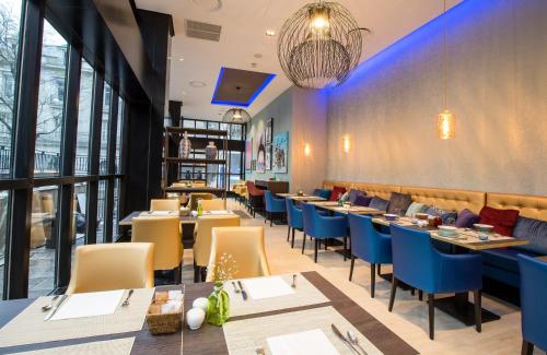 Imagen del bar/restaurante del Hotel Leonardo Madrid City Center. Foto 11