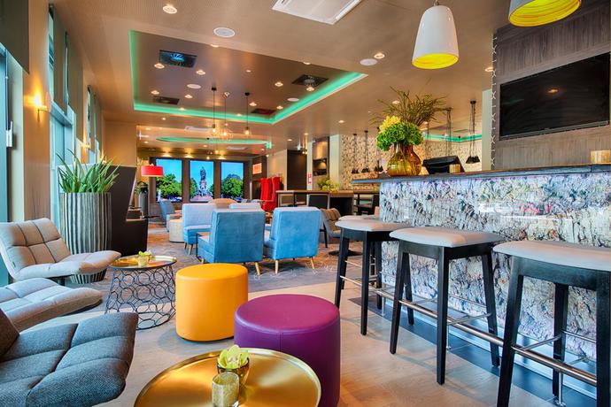 Imagen del bar/restaurante del Hotel Leonardo Munich City East. Foto 9