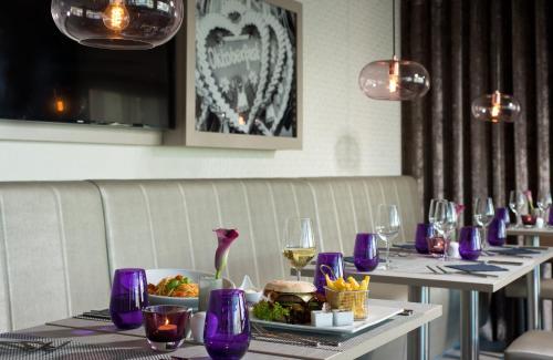 Imagen del bar/restaurante del Hotel Leonardo Munich City Olympiapark. Foto 12