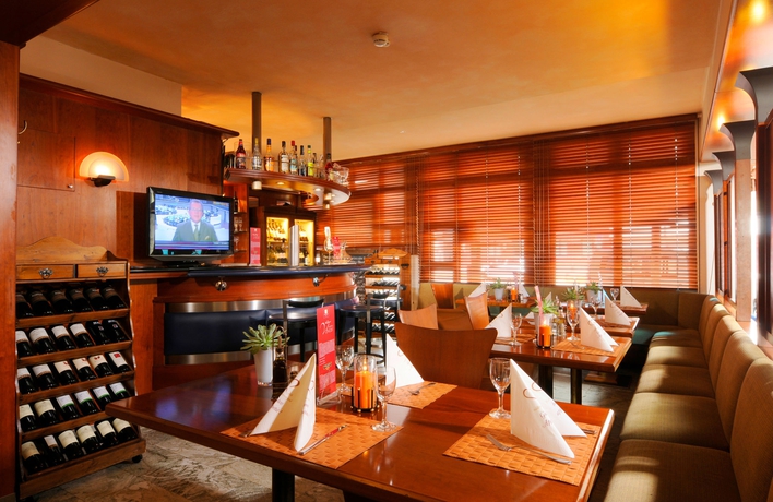 Imagen del bar/restaurante del Hotel Leonardo München City West. Foto 7