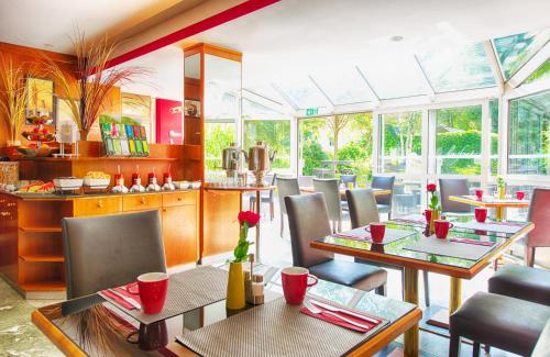 Imagen del bar/restaurante del Hotel Leonardo M&uuml;nchen City West. Foto 11