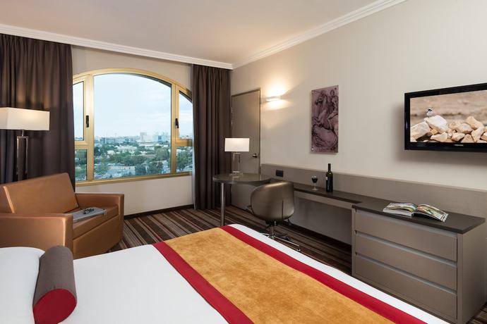 Imagen de la habitación del Hotel Leonardo Negev. Foto 10