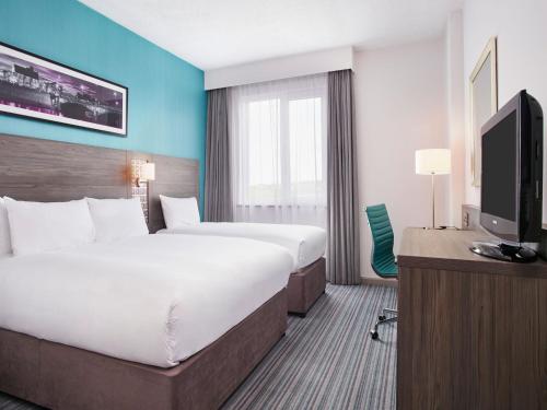 Imagen de la habitación del Hotel Leonardo Nottingham. Foto 11