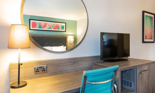 Imagen de la habitación del Hotel Leonardo Nottingham. Foto 17