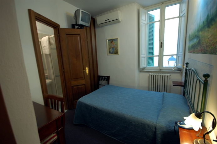 Imagen de la habitación del Hotel Leonardo, Pisa. Foto 11