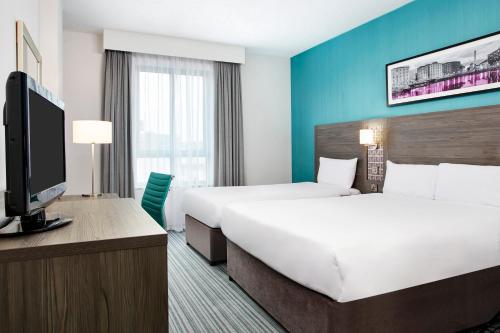 Imagen de la habitación del Hotel Leonardo Plymouth. Foto 11