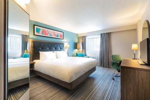 Imagen de la habitación del Hotel Leonardo Plymouth. Foto 12