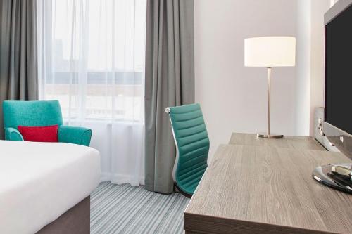 Imagen de la habitación del Hotel Leonardo Plymouth. Foto 18