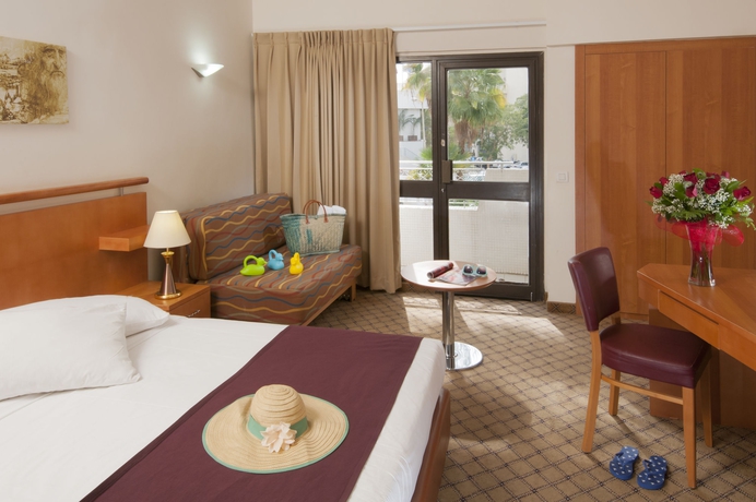 Imagen de la habitación del Hotel Leonardo Privilege Eilat. Foto 9