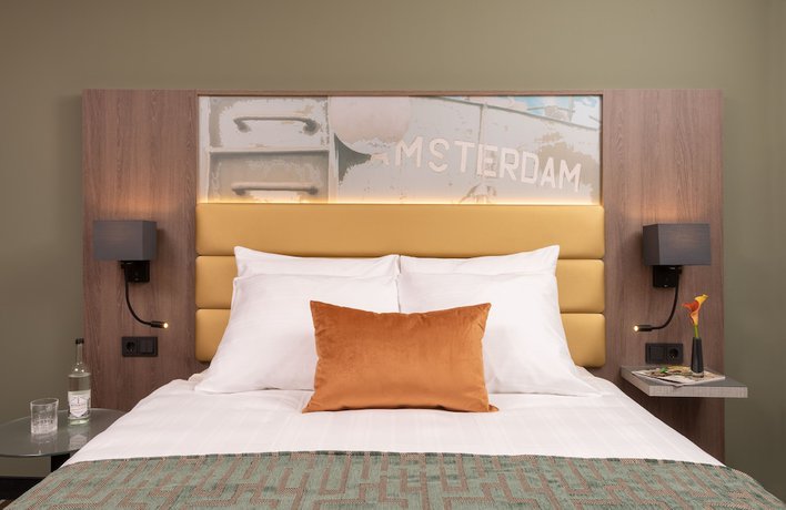 Imagen de la habitación del Hotel Leonardo Royal Amsterdam. Foto 9