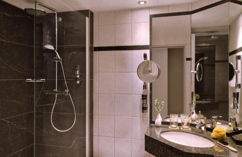 Imagen de la habitación del Hotel Leonardo Royal Baden. Foto 10