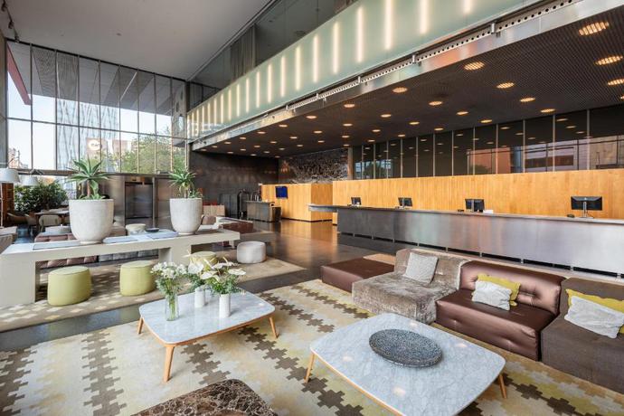 Imagen de los interiores del Hotel Leonardo Royal Barcelona Forum. Foto 14