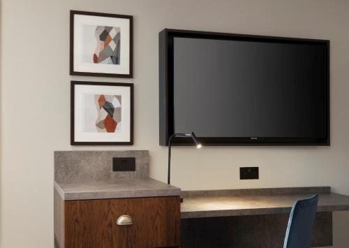 Imagen de la habitación del Hotel Leonardo Royal Birmingham. Foto 8