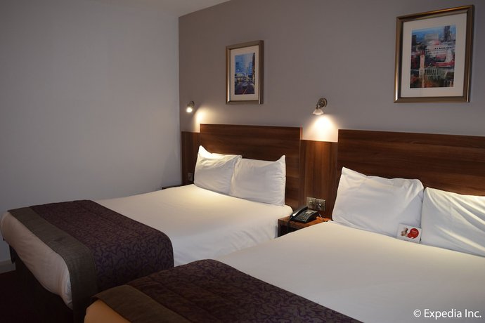 Imagen de la habitación del Hotel Leonardo Royal Birmingham. Foto 11