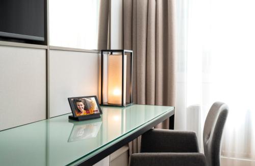 Imagen de la habitación del Hotel Leonardo Royal D&uuml;sseldorf K&ouml;nigsallee. Foto 17
