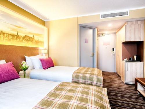 Imagen de la habitación del Hotel Leonardo Royal Edinburgh Haymarket. Foto 18