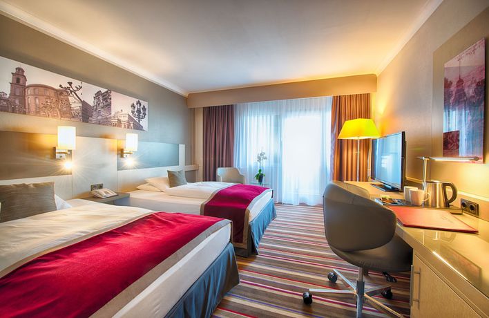 Imagen de la habitación del Hotel Leonardo Royal Frankfurt. Foto 6