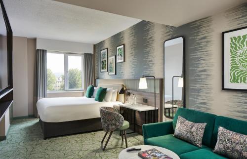 Imagen de la habitación del Hotel Leonardo Royal Glasgow. Foto 17