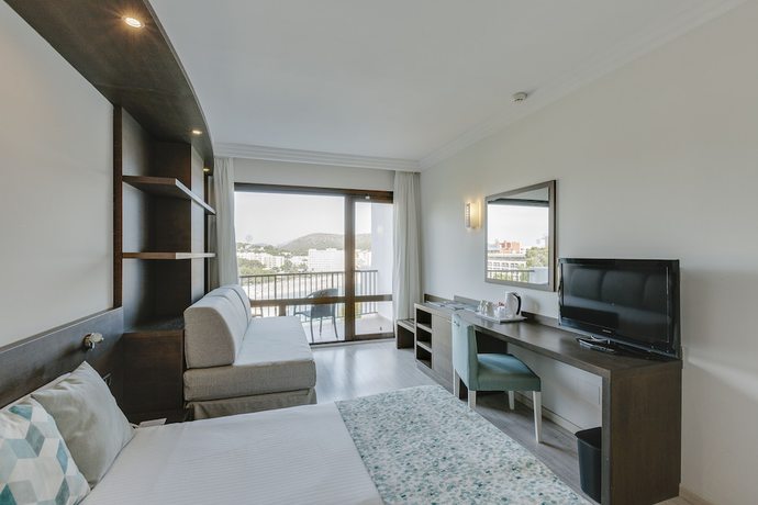 Imagen de la habitación del Hotel Leonardo Royal Mallorca. Foto 16