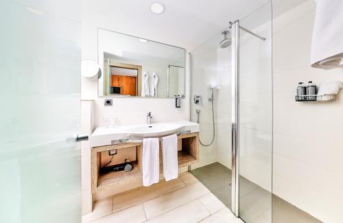 Imagen de la habitación del Hotel Leonardo Royal Mallorca Palmanova Bay. Foto 17