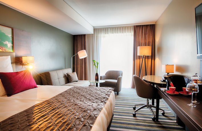 Imagen de la habitación del Hotel Leonardo Royal Ulm. Foto 10