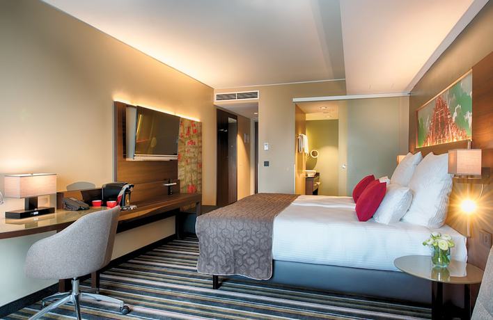 Imagen de la habitación del Hotel Leonardo Royal Ulm. Foto 16