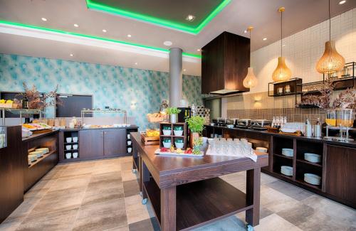 Imagen del bar/restaurante del Hotel Leonardo Royal Ulm. Foto 15