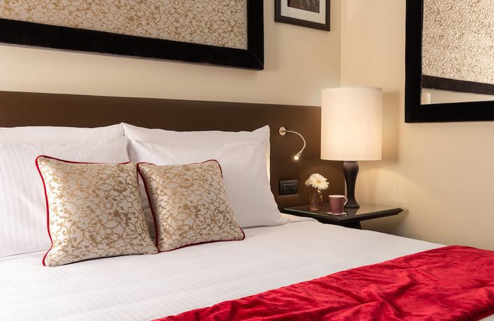 Imagen de la habitación del Hotel Leonardo Royal Venice Mestre. Foto 14