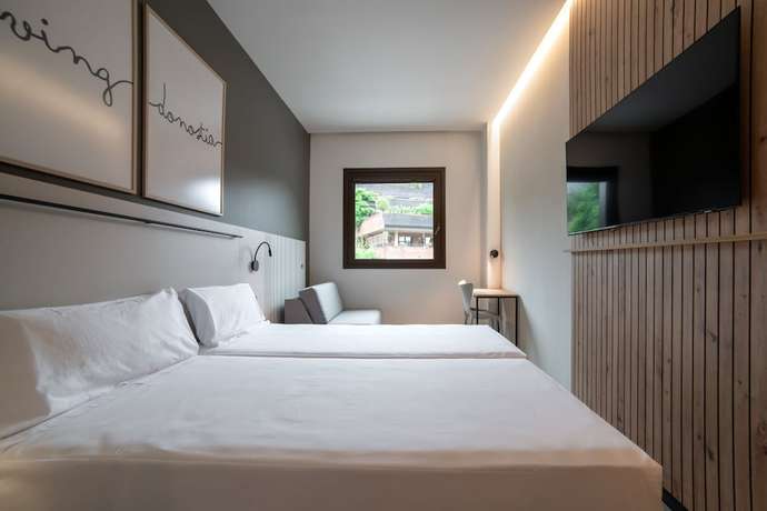 Imagen de la habitación del Hotel Leonardo San Sebastián. Foto 7