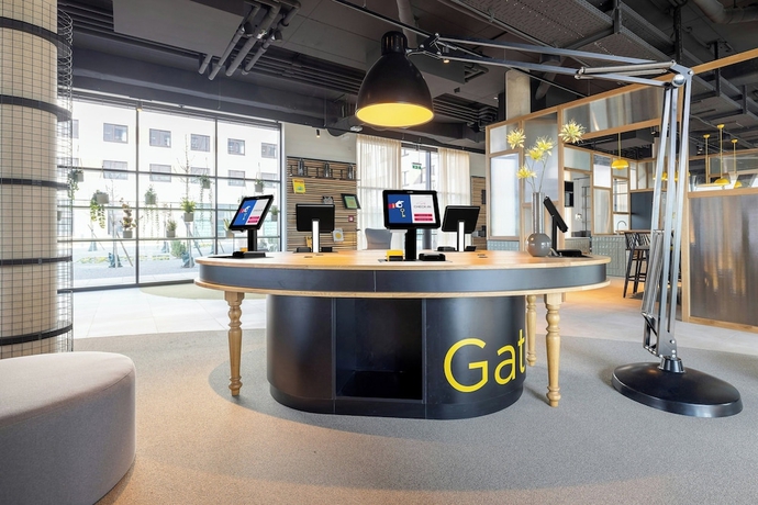 Imagen de los interiores del Hotel Leonardo Smart Vienna Airport. Foto 13
