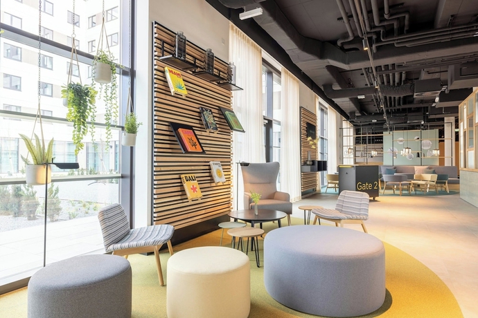 Imagen del bar/restaurante del Hotel Leonardo Smart Vienna Airport. Foto 4