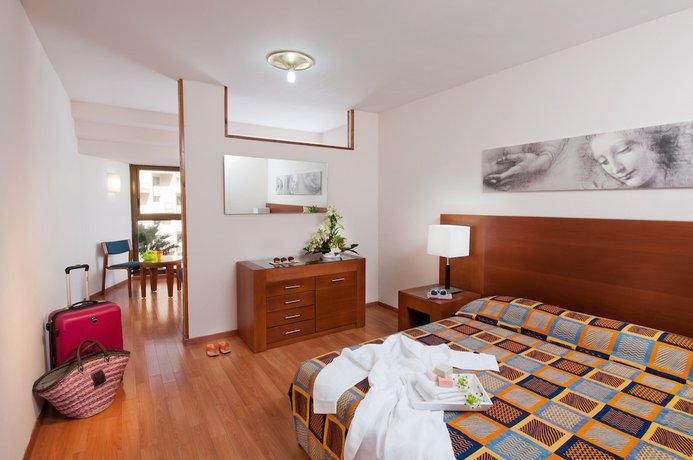 Imagen de la habitación del Hotel Leonardo Tiberias. Foto 8