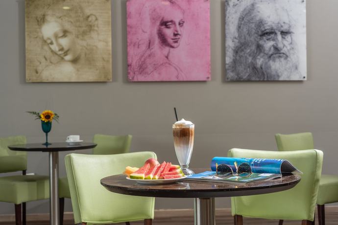 Imagen de los interiores del Hotel Leonardo Tiberias. Foto 15