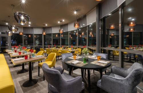 Imagen del bar/restaurante del Hotel Leonardo Verona. Foto 17