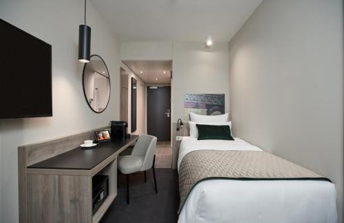 Imagen de la habitación del Hotel Leonardo Vienna City West. Foto 17