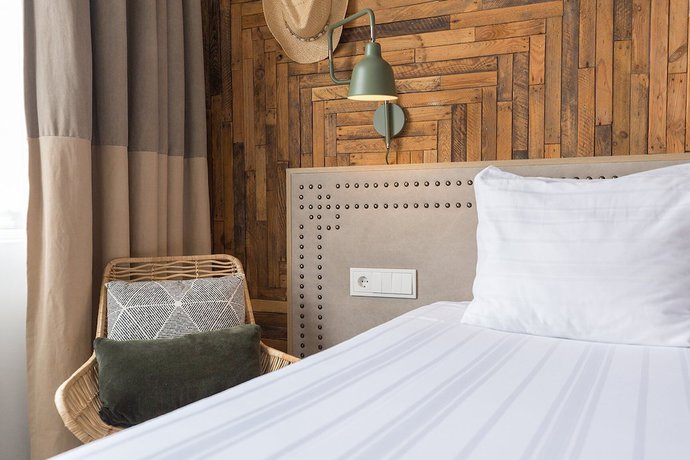 Imagen de la habitación del Hotel Leonardo Vinkeveen. Foto 16