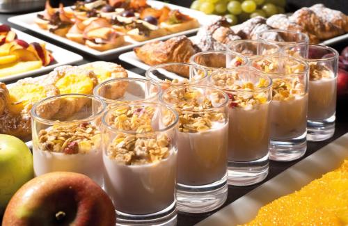 Imagen del bar/restaurante del Hotel Leonardo V&ouml;lklingen - Saarbr&uuml;cken. Foto 15