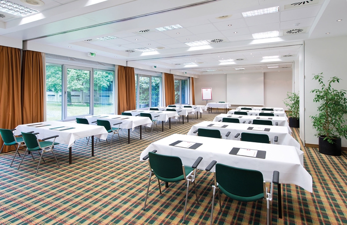 Imagen de los interiores del Hotel Leonardo Wolfsburg City Center. Foto 12