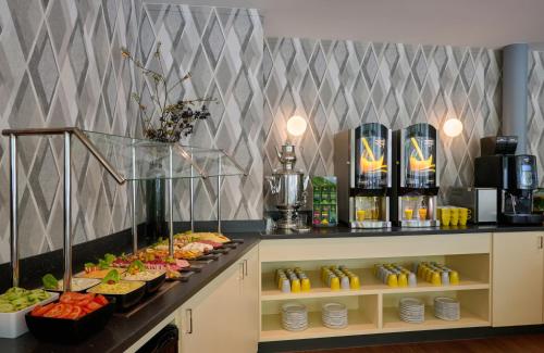 Imagen del bar/restaurante del Hotel Leonardo and Residenz M&uuml;nchen. Foto 10