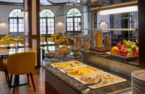 Imagen del bar/restaurante del Hotel Leonardo and Residenz M&uuml;nchen. Foto 12