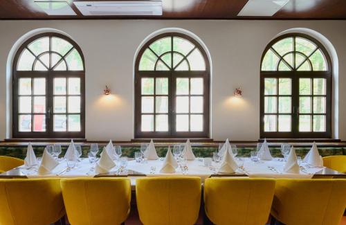 Imagen del bar/restaurante del Hotel Leonardo and Residenz M&uuml;nchen. Foto 16