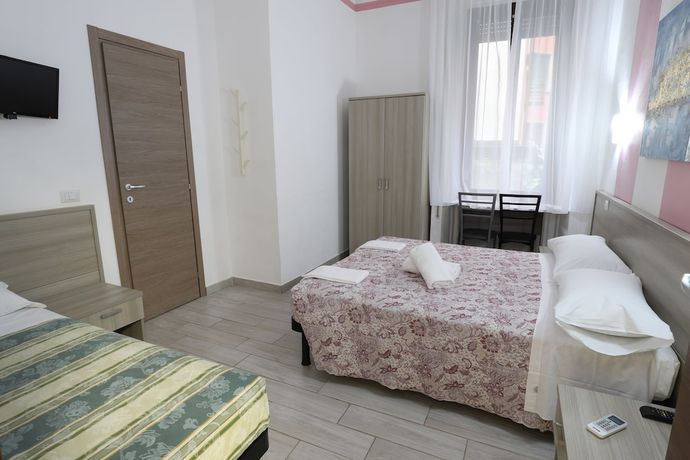 Imagen de la habitación del Hotel Leonardo da Vinci, Milán. Foto 5