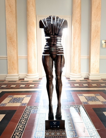 Imagen de los interiores del Hotel Leonardslee House. Foto 16