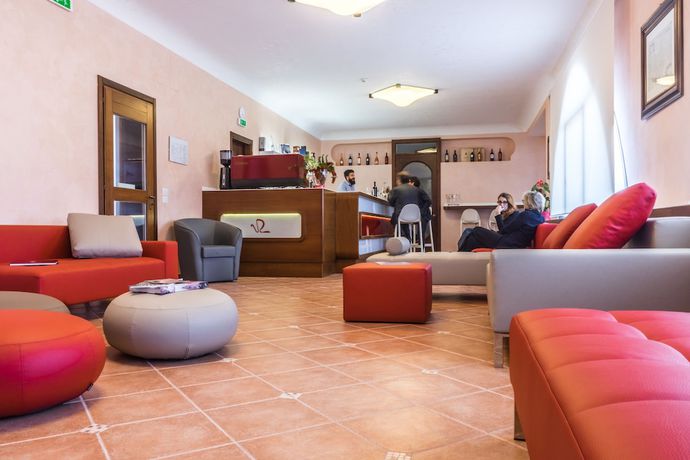 Imagen de los interiores del Hotel Leone De Castris Wine Hotel. Foto 19