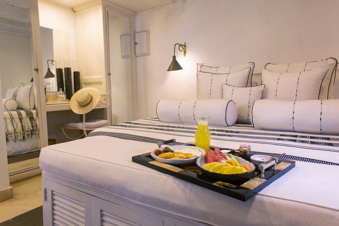 Imagen de la habitación del Hotel Leones de Alba Boutique. Foto 14