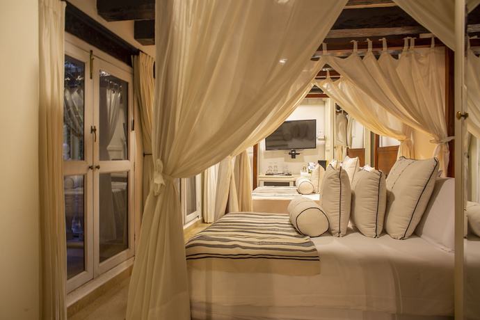 Imagen de la habitación del Hotel Leones de Alba Boutique. Foto 16