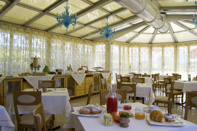 Imagen del bar/restaurante del Hotel Leonessa, Volla. Foto 3